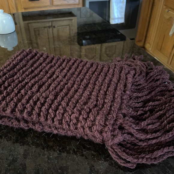 Sweaters - Knitted scarf